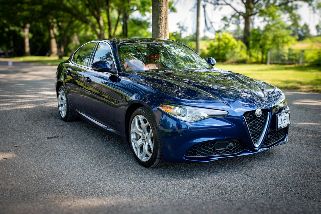 2021 Alfa Romeo Giulia - Image 21 of 31