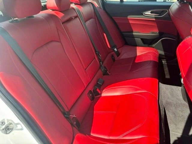 2021 Alfa Romeo Giulia - Image 18 of 20