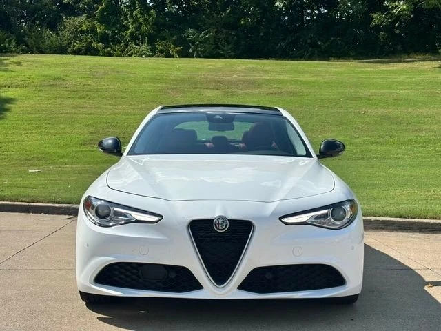 2021 Alfa Romeo Giulia - Image 5 of 20