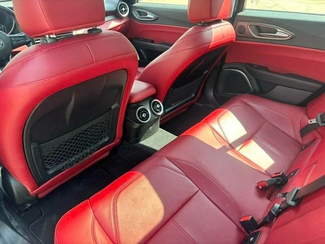 2021 Alfa Romeo Giulia - Image 16 of 20