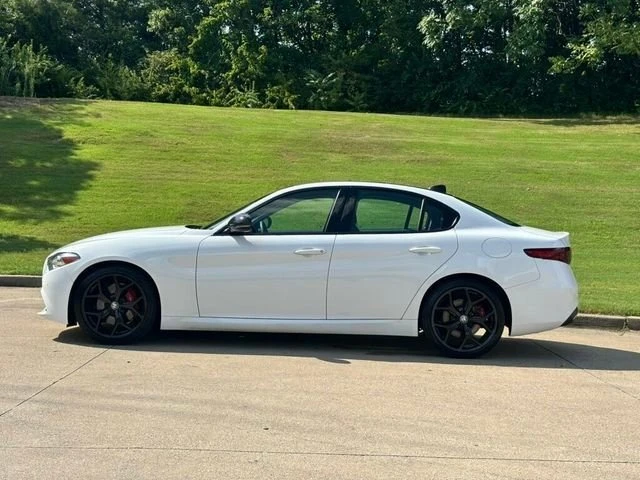 2021 Alfa Romeo Giulia - Image 7 of 20