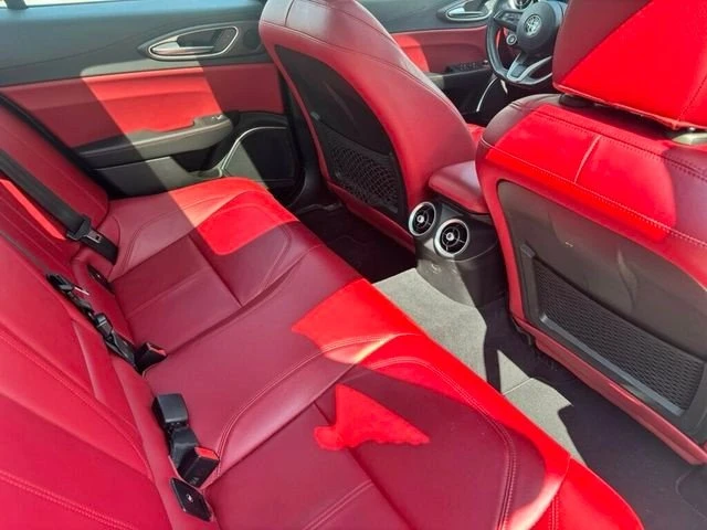 2021 Alfa Romeo Giulia - Image 19 of 20