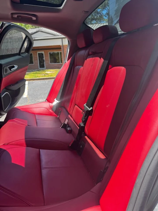 2021 Alfa Romeo Giulia - Image 16 of 21