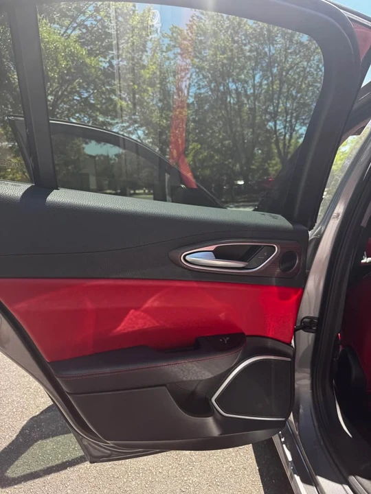 2021 Alfa Romeo Giulia - Image 17 of 21