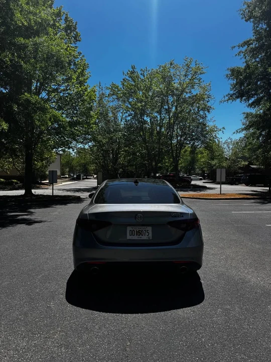 2021 Alfa Romeo Giulia - Image 4 of 21