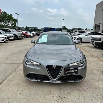 2021 Alfa Romeo Giulia Ti Sedan 4D