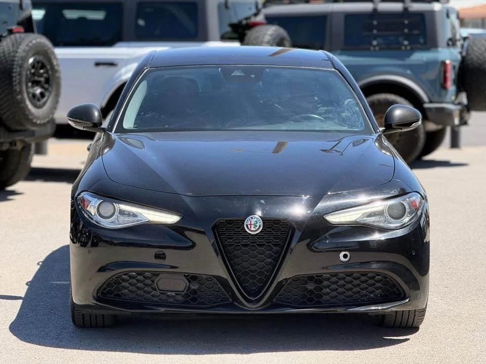 2021 Alfa Romeo Giulia - Image 2 of 10