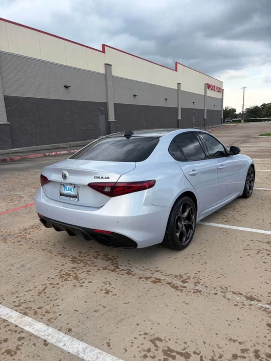 2021 Alfa Romeo Giulia - Image 3 of 7