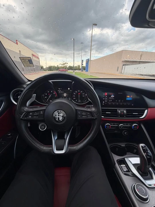 2021 Alfa Romeo Giulia - Image 7 of 7