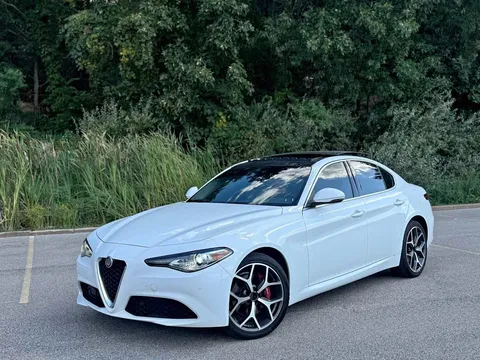 2021 Alfa Romeo Giulia Ti Sedan 4D