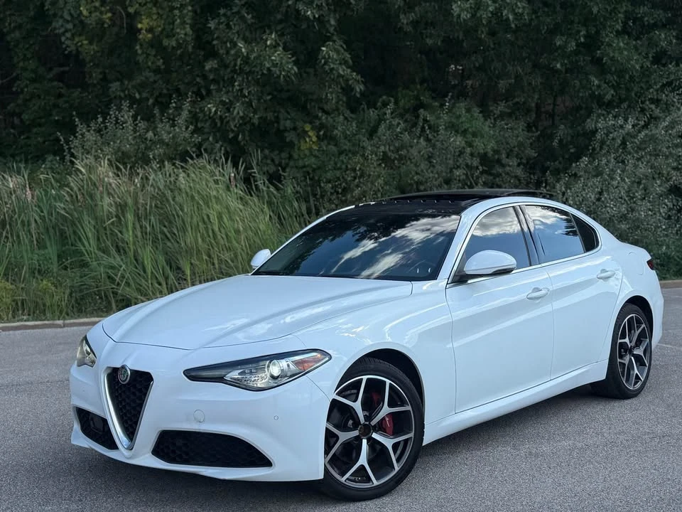 2021 Alfa Romeo Giulia - Image 3 of 16