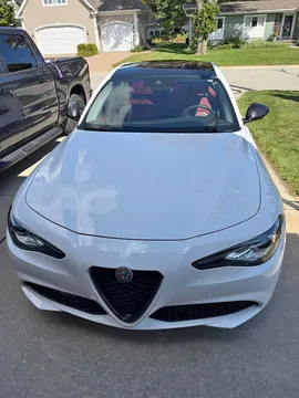 2021 Alfa Romeo Giulia Ti Sedan 4D
