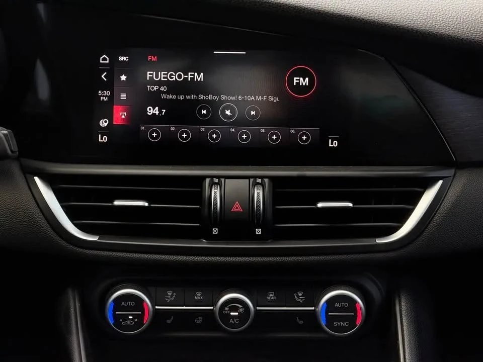 2021 Alfa Romeo Giulia - Image 8 of 17