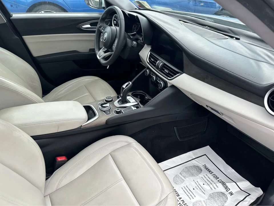 2021 Alfa Romeo Giulia - Image 4 of 20