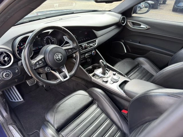2021 Alfa Romeo Giulia - Image 16 of 20