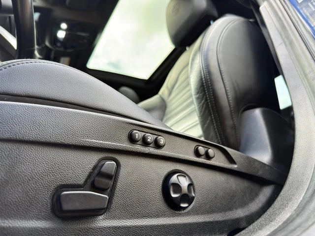 2021 Alfa Romeo Giulia - Image 19 of 20