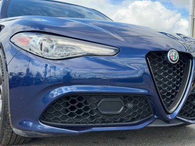 2021 Alfa Romeo Giulia - Image 9 of 20