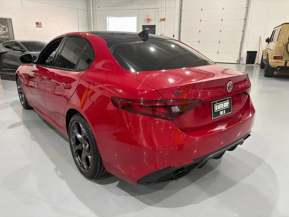 2021 Alfa Romeo Giulia - Image 4 of 16