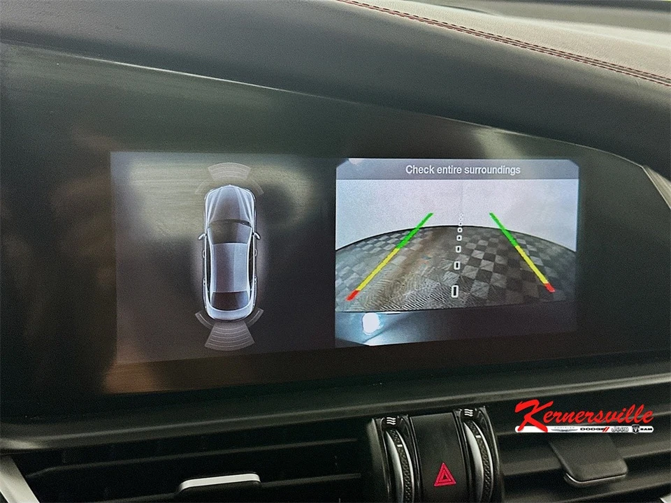 2021 Alfa Romeo Giulia - Image 20 of 21