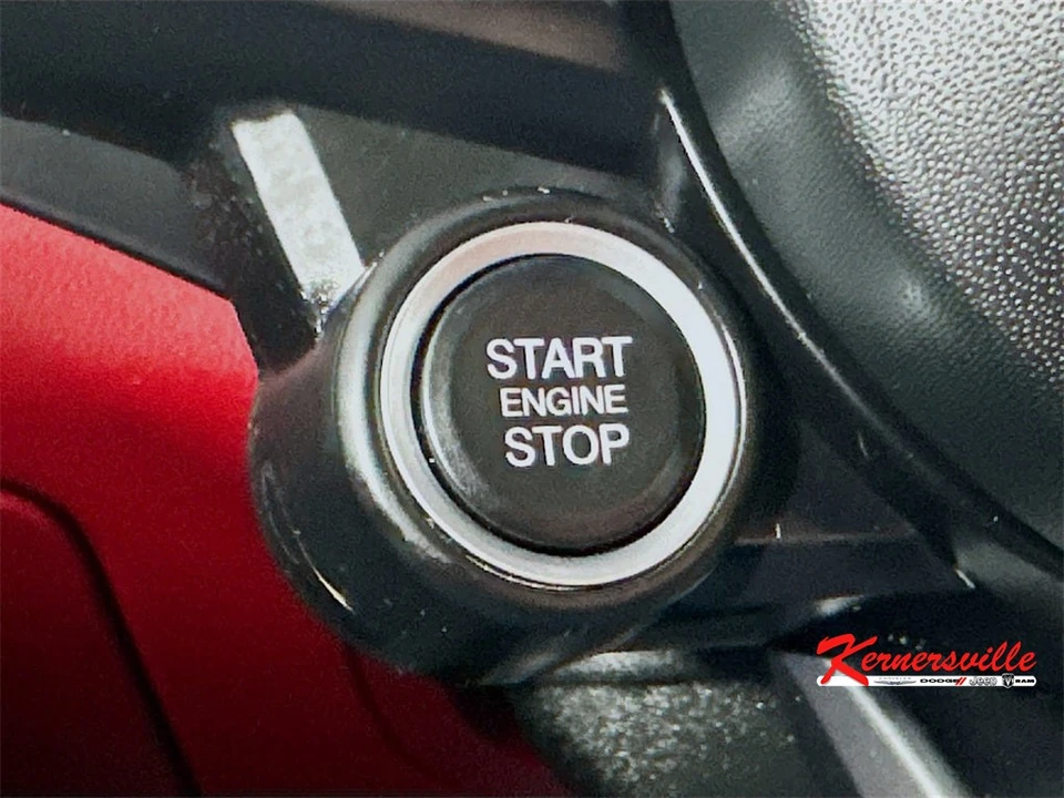 2021 Alfa Romeo Giulia - Image 15 of 21
