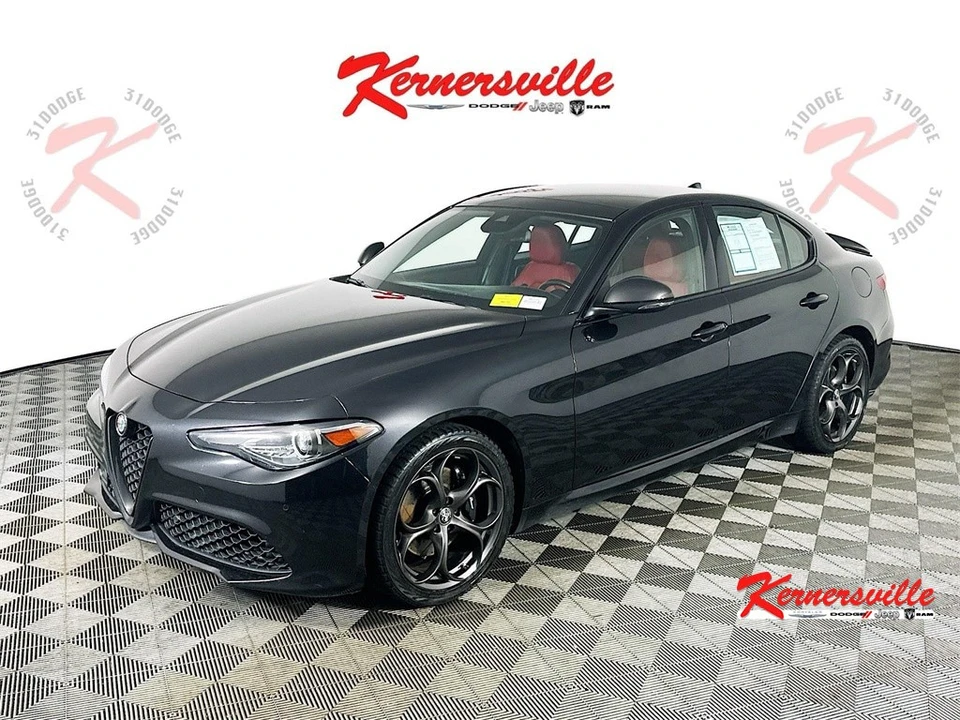2021 Alfa Romeo Giulia - Image 3 of 12