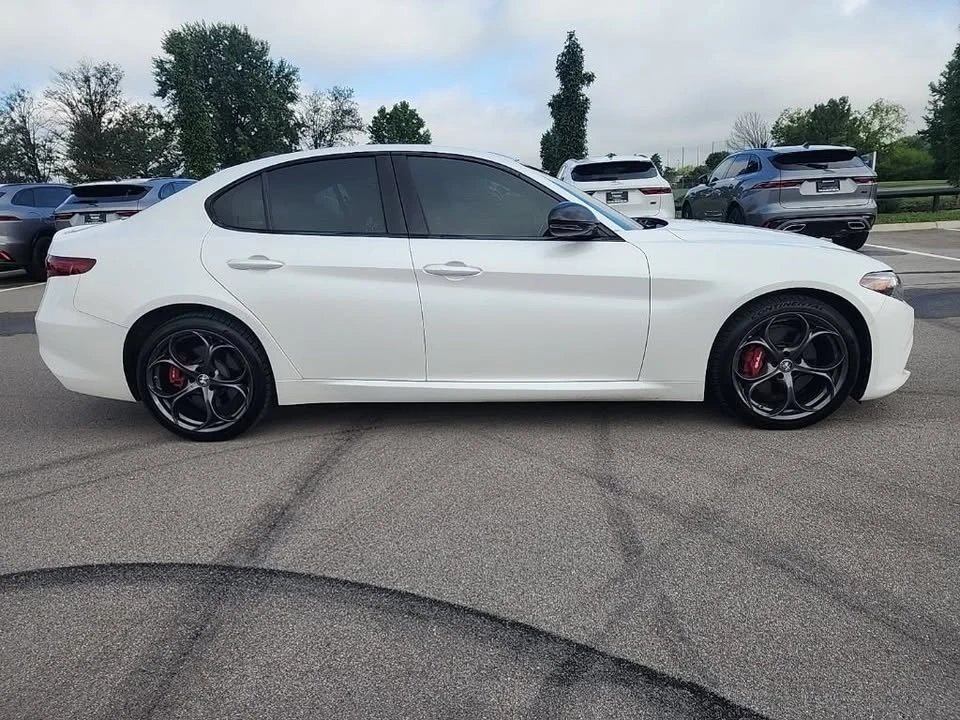 2021 Alfa Romeo Giulia - Image 3 of 15