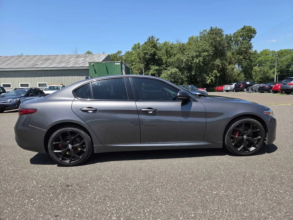 2021 Alfa Romeo Giulia - Image 6 of 18