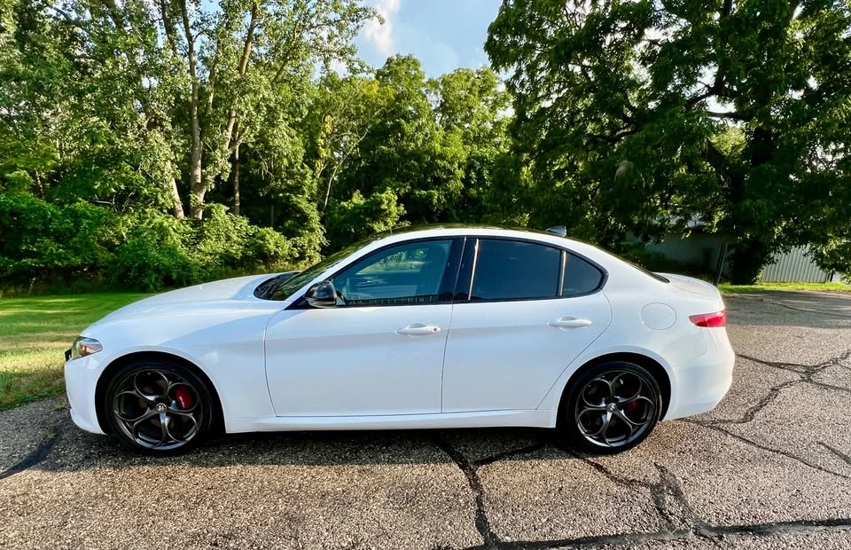 2021 Alfa Romeo Giulia - Image 3 of 20
