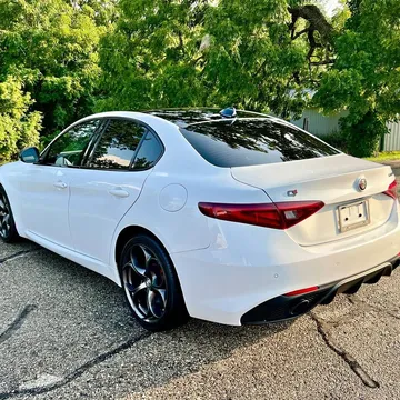 2021 Alfa Romeo Giulia Ti Sport