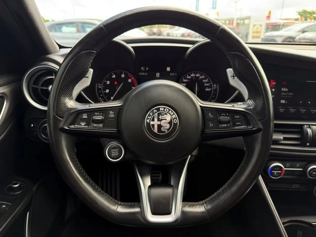 2021 Alfa Romeo Giulia - Image 12 of 12