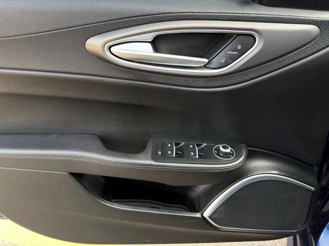 2021 Alfa Romeo Giulia - Image 10 of 12