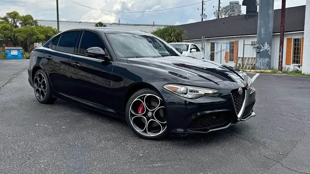 2021 Alfa Romeo Giulia Ti Sport Sedan 4D