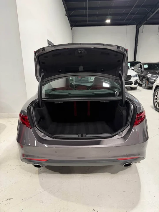 2021 Alfa Romeo Giulia - Image 12 of 18