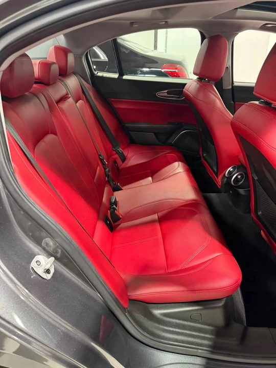 2021 Alfa Romeo Giulia - Image 18 of 18