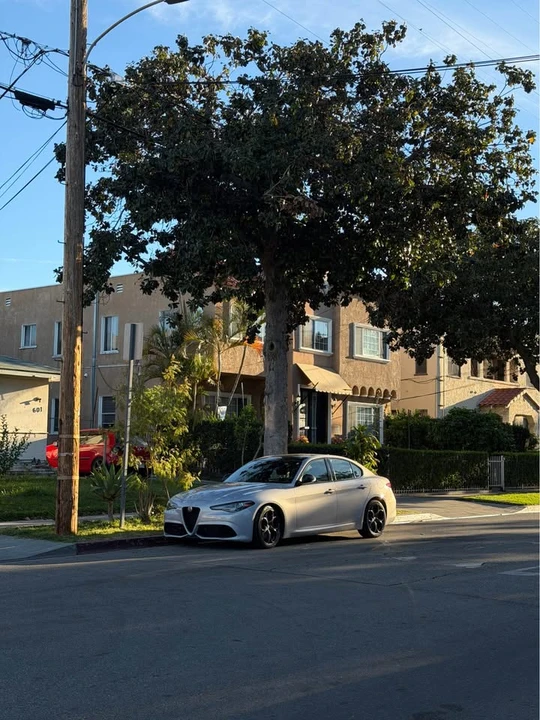 2021 Alfa Romeo Giulia - Image 3 of 3
