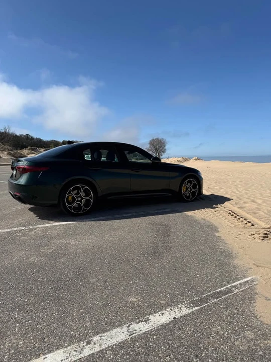 2021 Alfa Romeo Giulia - Image 4 of 7