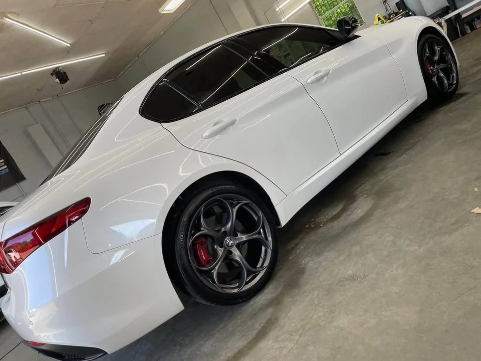 2021 Alfa Romeo Giulia - Image 3 of 5