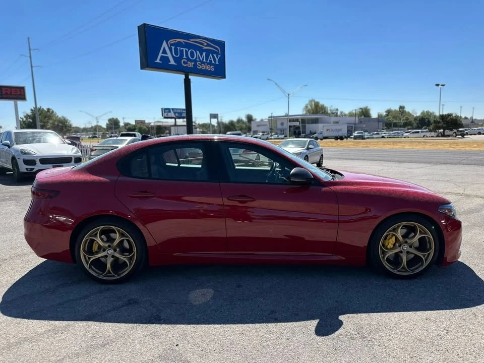 2021 Alfa Romeo Giulia - Image 5 of 20