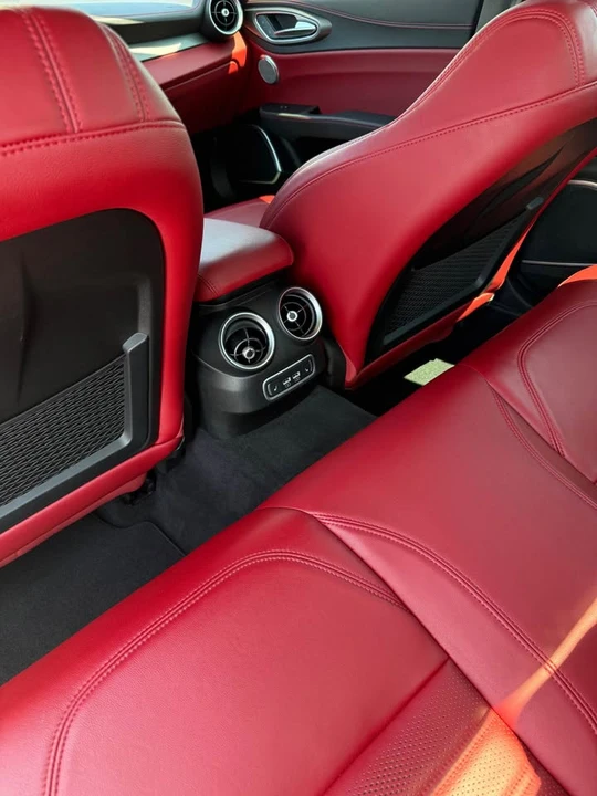 2021 Alfa Romeo Giulia - Image 9 of 9