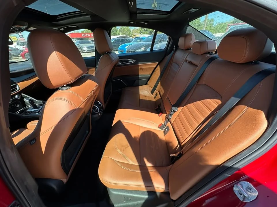 2021 Alfa Romeo Giulia - Image 17 of 20