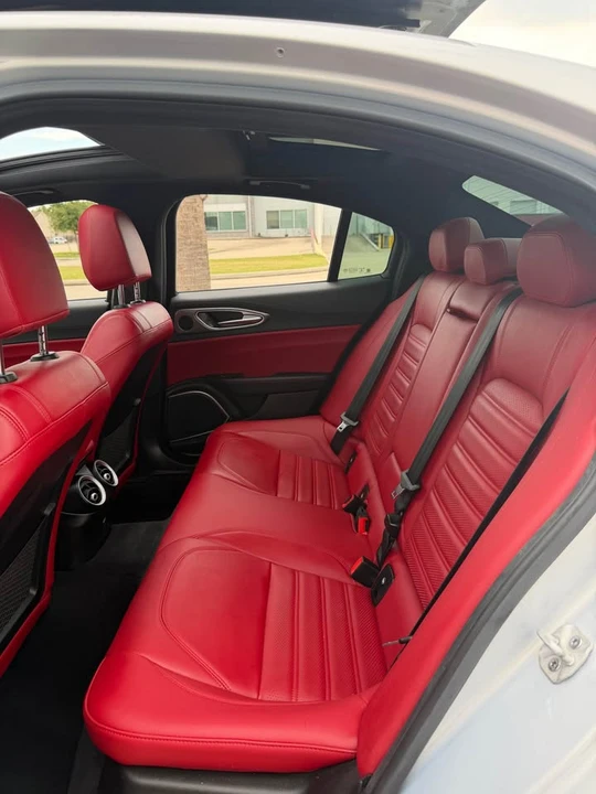 2021 Alfa Romeo Giulia - Image 8 of 8
