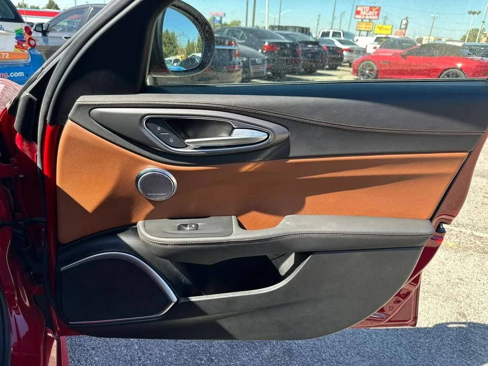2021 Alfa Romeo Giulia - Image 20 of 20