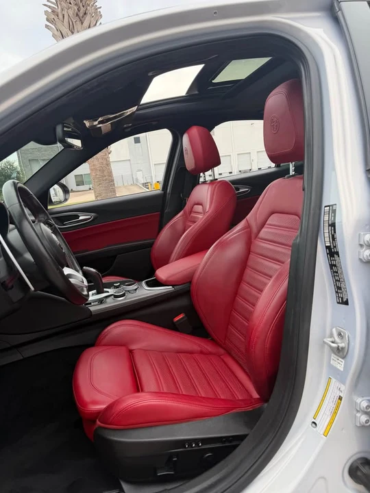 2021 Alfa Romeo Giulia - Image 7 of 8
