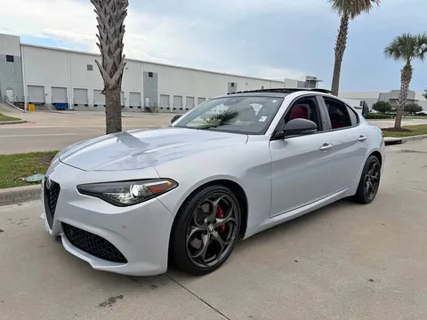 2021 Alfa Romeo Giulia Ti Sport Sedan 4D