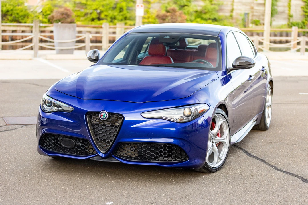 2021 Alfa Romeo Giulia - Image 6 of 31