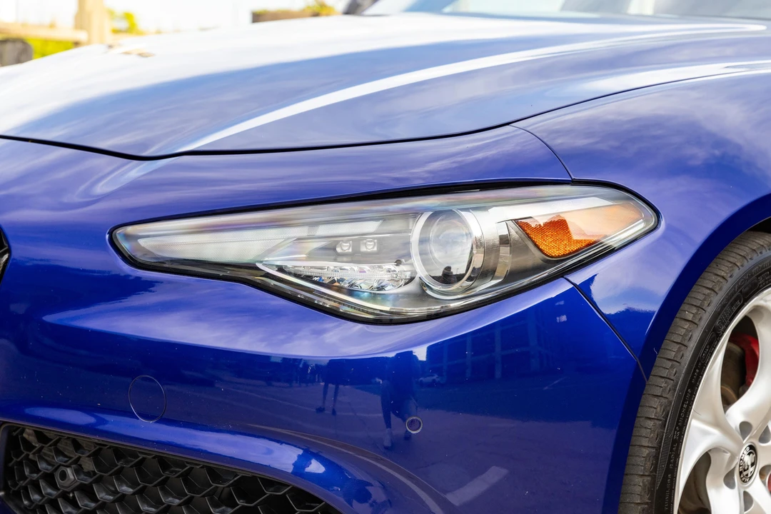 2021 Alfa Romeo Giulia - Image 20 of 31