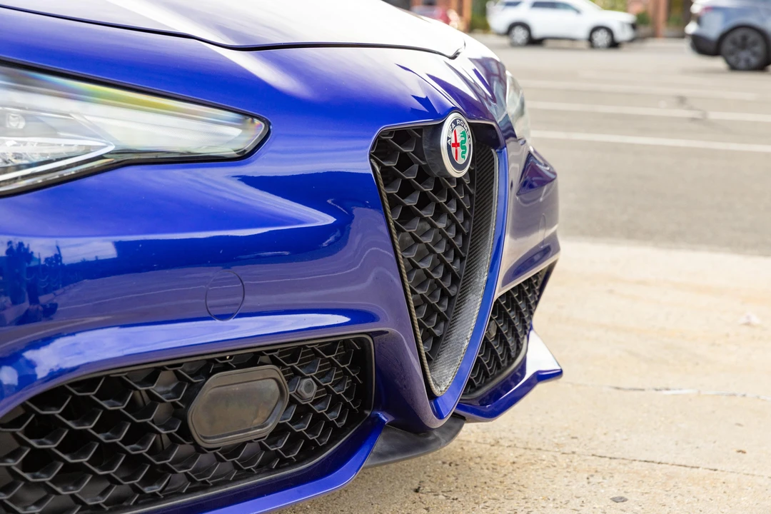 2021 Alfa Romeo Giulia - Image 14 of 31