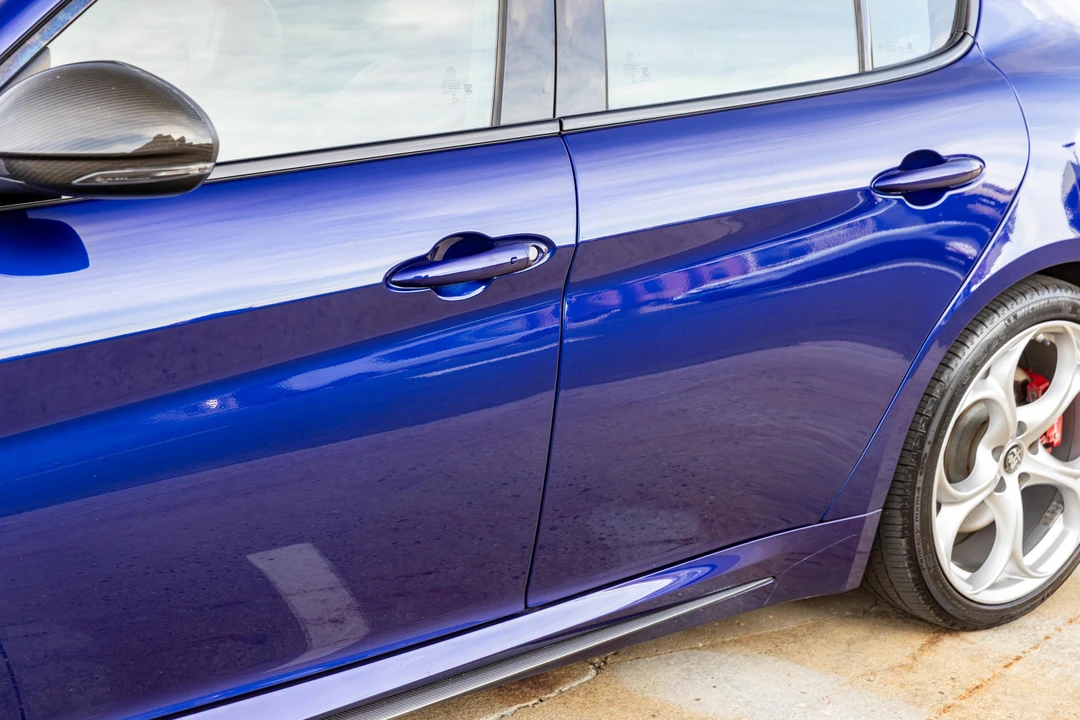 2021 Alfa Romeo Giulia - Image 27 of 31