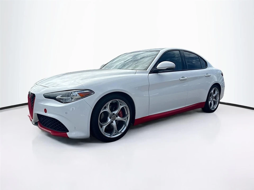 2021 Alfa Romeo Giulia - Image 3 of 21