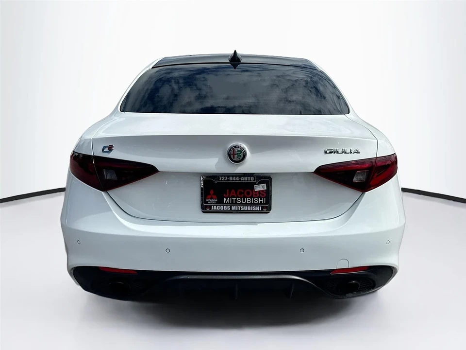 2021 Alfa Romeo Giulia - Image 6 of 21